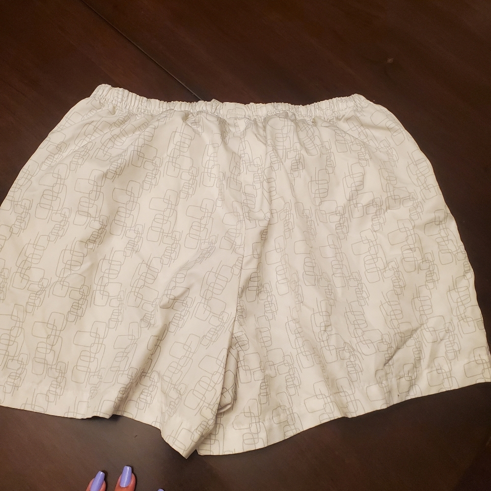 Nike Shorts Drawstring Size Medium - image 4